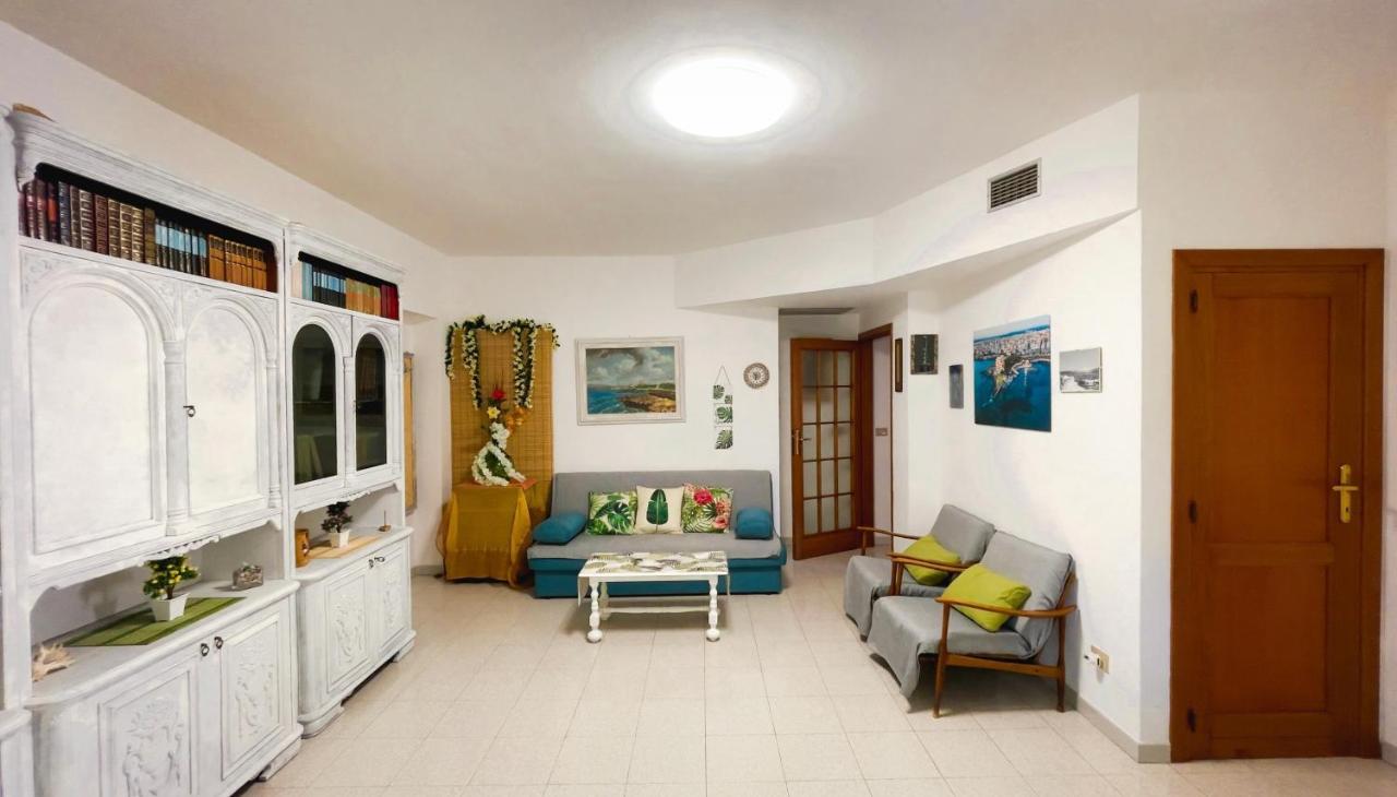 L'Hibiscus Di Lucia Villa Alghero Kültér fotó